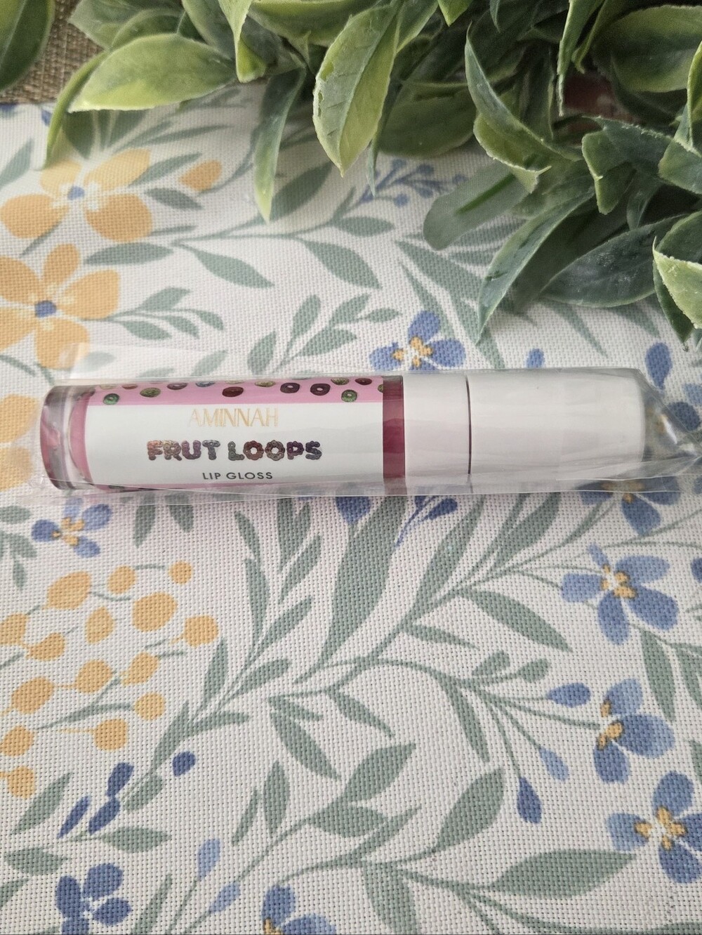 AMINNAH Fruit Loops Lip Gloss — Pink Shimmer